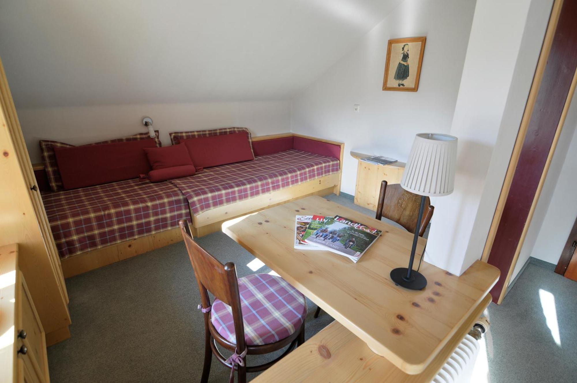 Landgasthof Kirchenwirt Grossraming エクステリア 写真