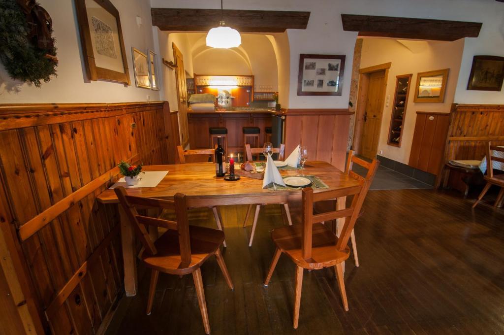 Landgasthof Kirchenwirt Grossraming エクステリア 写真