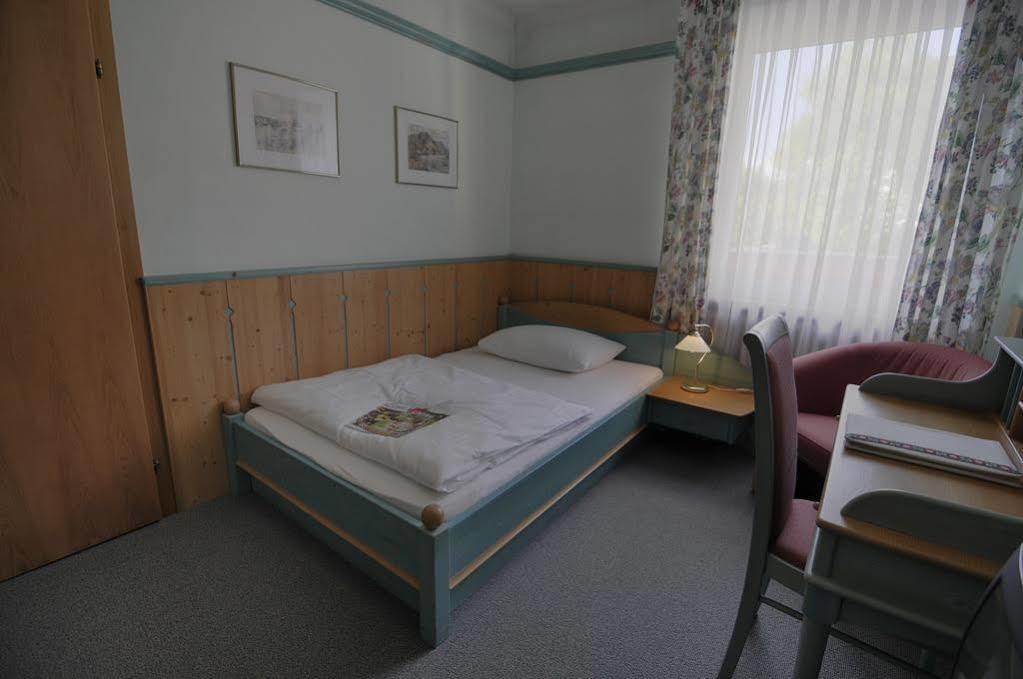 Landgasthof Kirchenwirt Grossraming エクステリア 写真